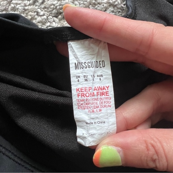 MISSGUIDED Size 4 Swimsuit One Piece Black Excellent Condition Low Cut Back - Picture 6 of 7